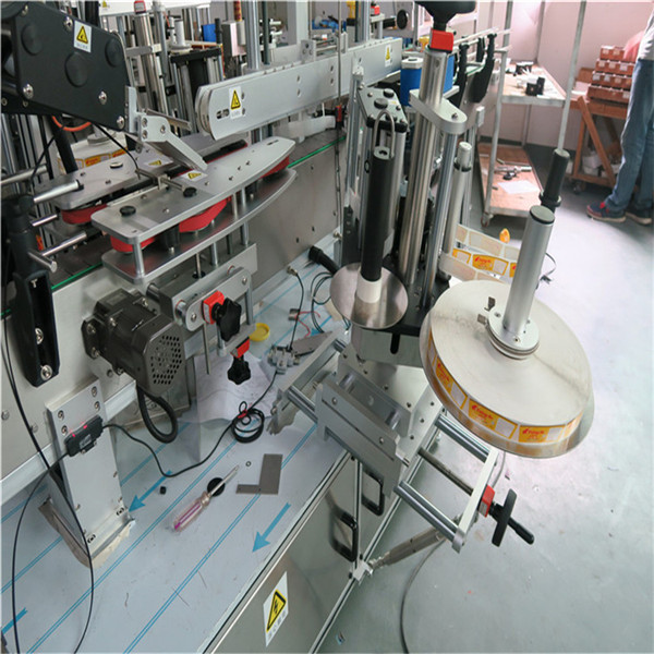 3つの線形粘着ラベル印刷機フロント/バック/ネック飲料/食品/デイリーケミカル