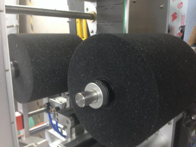 ラウンド/フラット/スクエアボトル用サーバーモーターボトルラベラーマシン